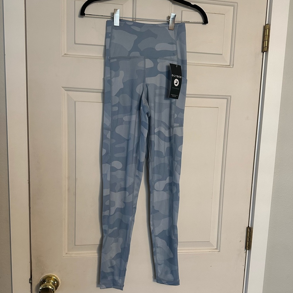 NWT Glyder Taper Legging Leggings French‎ Blue Camo- Size XS